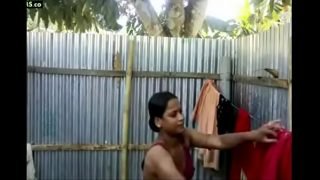 Bangladeshi-sexy-girl-full-naked-bathing-selfie-for-Bf Video