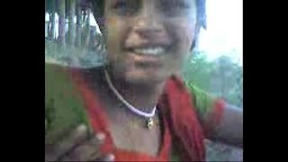 Bangladeshi Village Girl showing boobs boyfriend outdoor – Wowmoyback Video