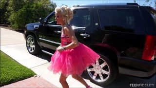 Beauty Pageant Princess Halle Von Filled With Big White Cock Video