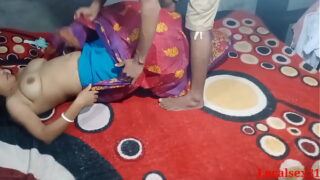 Chennai rich thevidiya boobs kaatum tamil girls sex videos Video