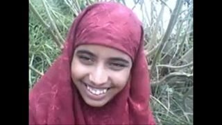 desi Bangla muslim Hijab beauty in forest Video
