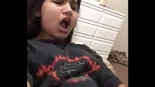 Indian cute girl fingering Video