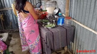 Kanchipuram maid veetil thuki vaithu ookum aabasa padam Video