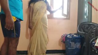 Mamiyar marumagan poolai oombi ookum family porn video Video