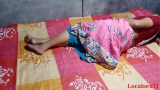 Pakathu veetu manaiviyai oomba vitu kuthiyil ookum hd sex Video