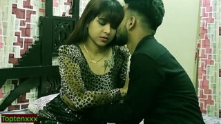 Thangai vaaiyil sunniyai vitu ookum sexy porn video Video