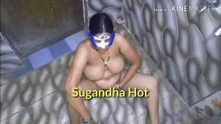 मौसी को बाथरूम में चोदा Video